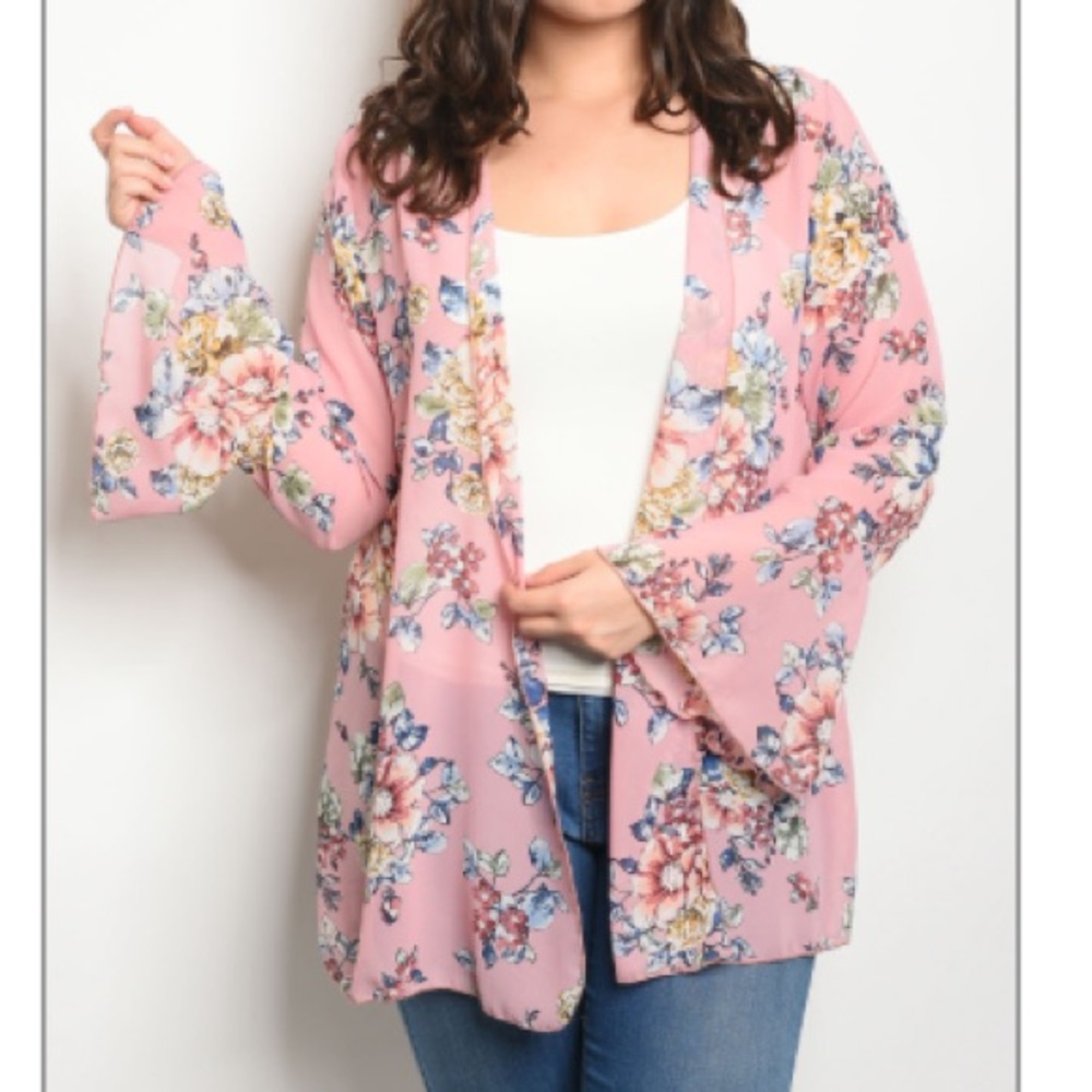 🌸Plus size Pink Floral Cardigan🌸